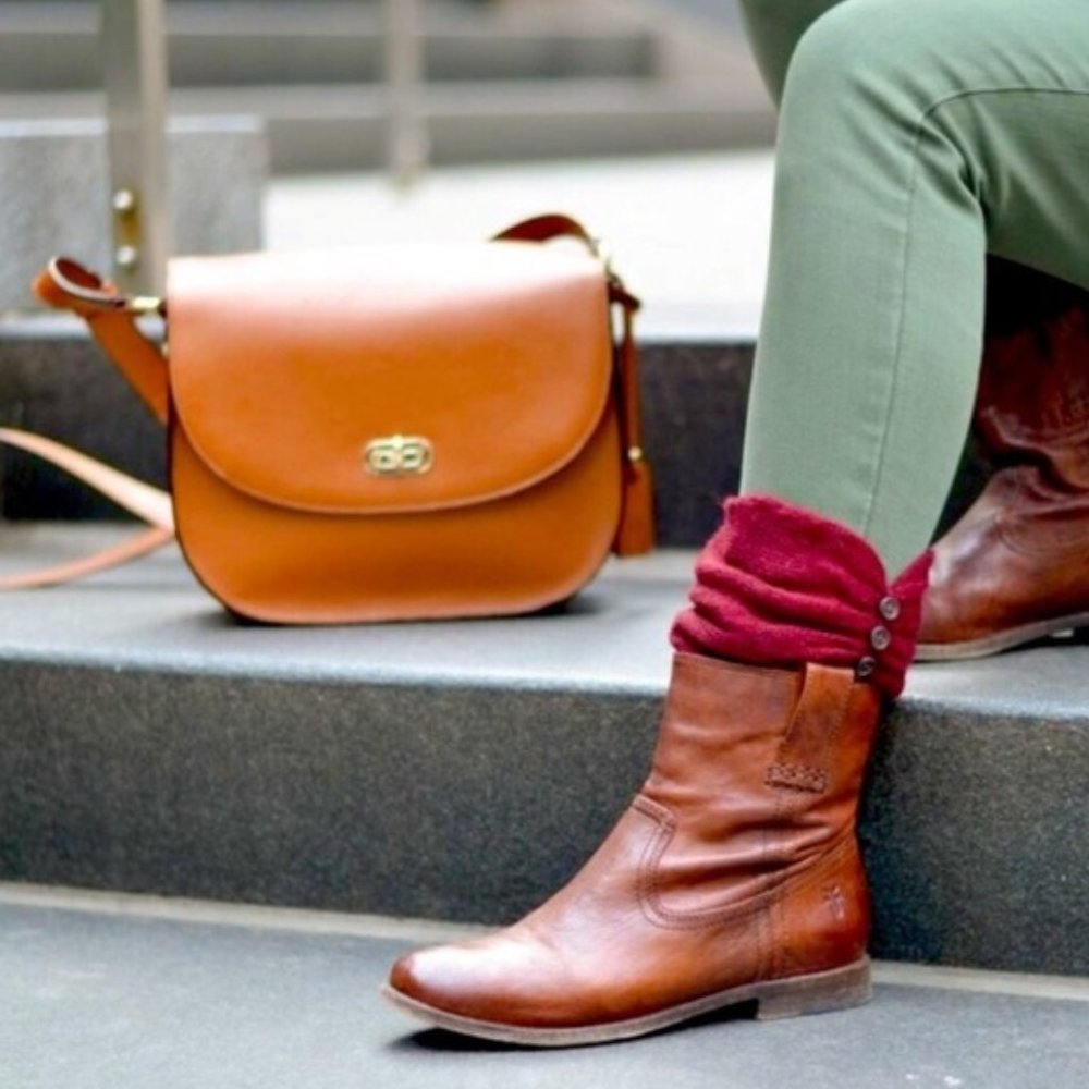 Frye Anna Short Camel Leather Pull On Ankle Boots